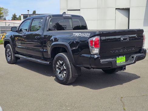 Used 2020 Toyota Tacoma TRD Off-Road w/ TRD Premium Off Road Package AWD/4WD image 5