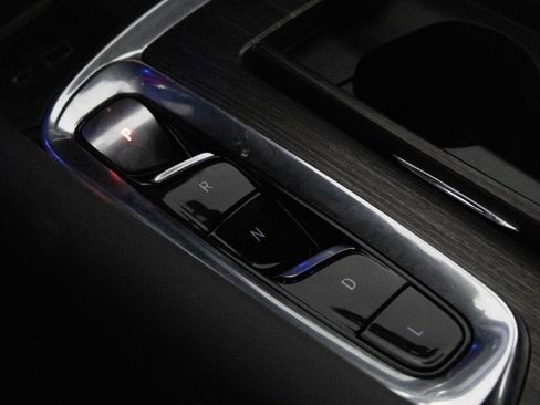 Certified 2023 Buick Enclave Avenir w/ Avenir Technology Package image 25