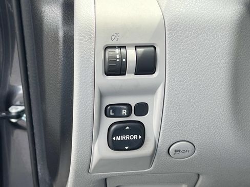 Used 2012 Subaru Forester 2.5X Premium AWD/4WD image 30