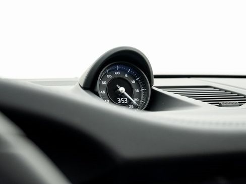 Certified 2025 Porsche 911 Carrera image 19