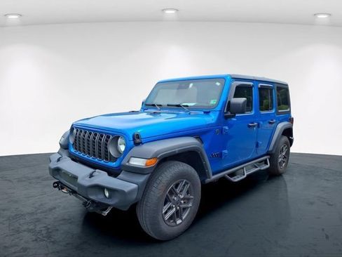 Used 2024 Jeep Wrangler Unlimited Sport AWD/4WD image 2