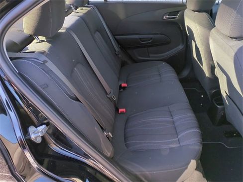 Certified 2019 Chevrolet Sonic LT w/ Convenience Package image 25