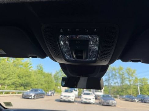 Certified 2025 Mercedes-Benz GLE 450e 4MATIC image 18