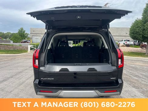 Used 2025 Ford Expedition Max Platinum AWD/4WD image 9