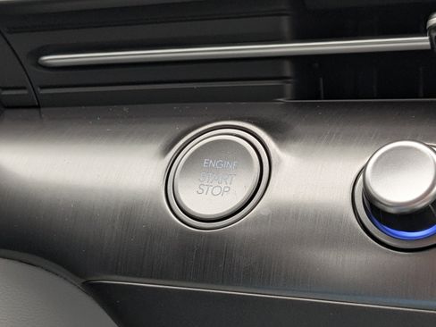 New 2025 Hyundai Kona SEL image 28