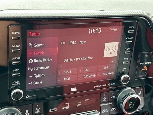 Used 2021 Toyota Highlander XSE image 19