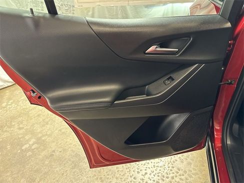 Used 2026 Chevrolet Equinox LT w/ Midnight Edition image 24