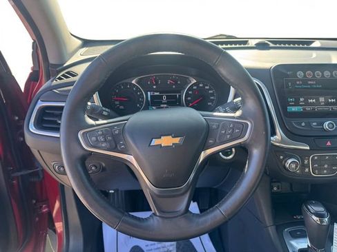 Used 2018 Chevrolet Equinox Premier image 13