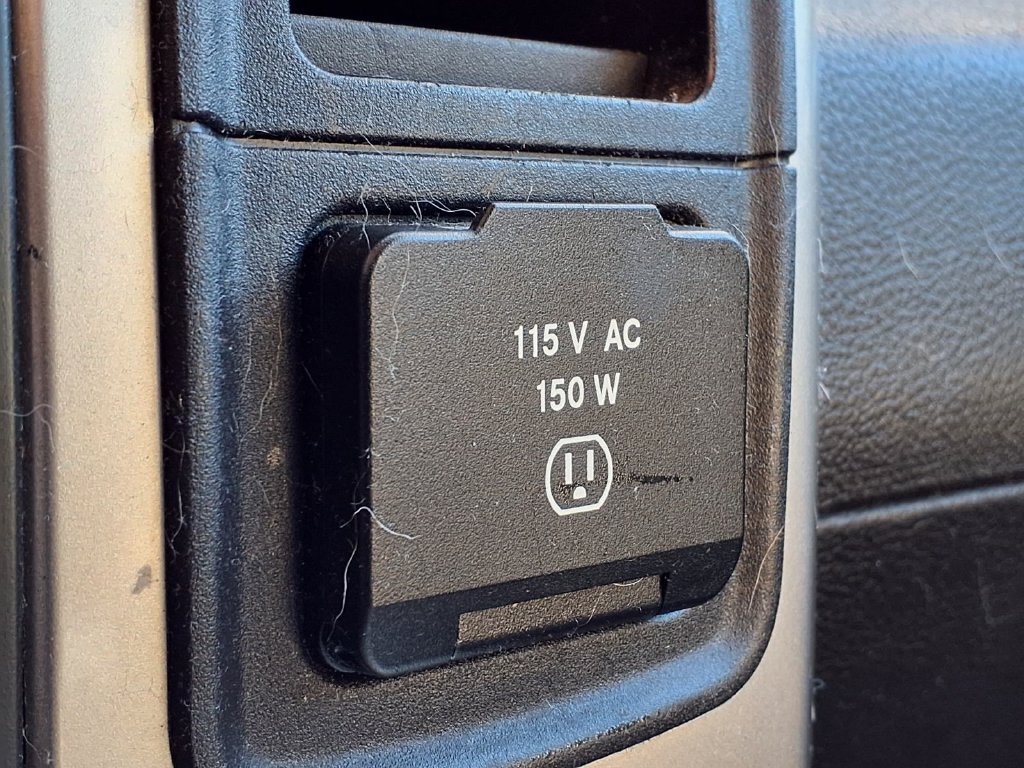 Used 2013 RAM 1500 Classic SLT w/ Big Horn Equipment Group AWD/4WD image 19
