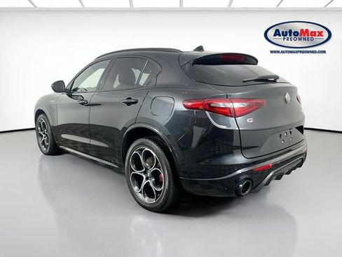 Used 2023 Alfa Romeo Stelvio Veloce AWD/4WD image 6