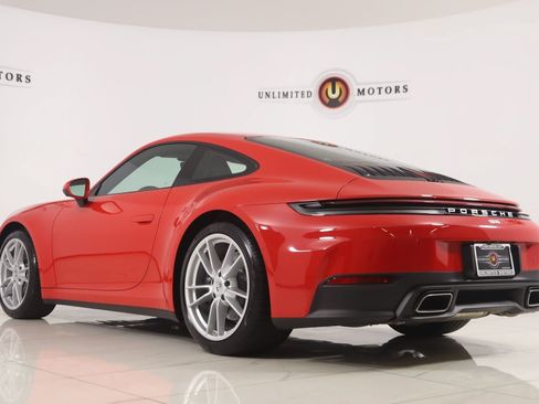 Used 2025 Porsche 911 Carrera RWD image 32