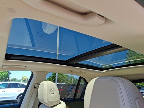 Certified 2022 Mercedes-Benz GLE 350 4MATIC image 15