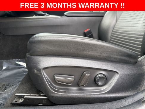 Used 2022 Toyota Camry SE image 13