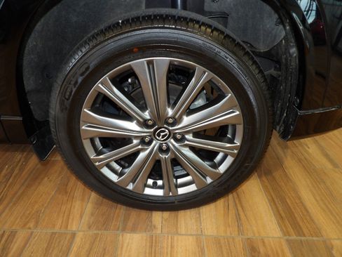 Certified 2024 MAZDA CX-5 Signature AWD/4WD image 9