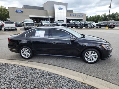 Used 2018 Volkswagen Passat 2.0T SE