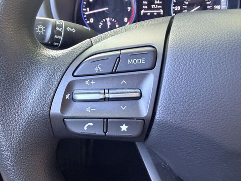 Used 2023 Hyundai Kona SE w/ Cargo Package AWD/4WD image 32