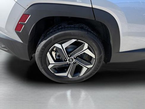 Used 2024 Hyundai Tucson Limited AWD/4WD image 29