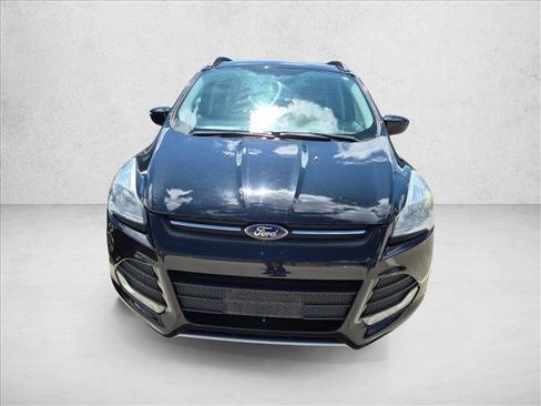Used 2016 Ford Escape SE w/ Equipment Group 201A FWD image 2