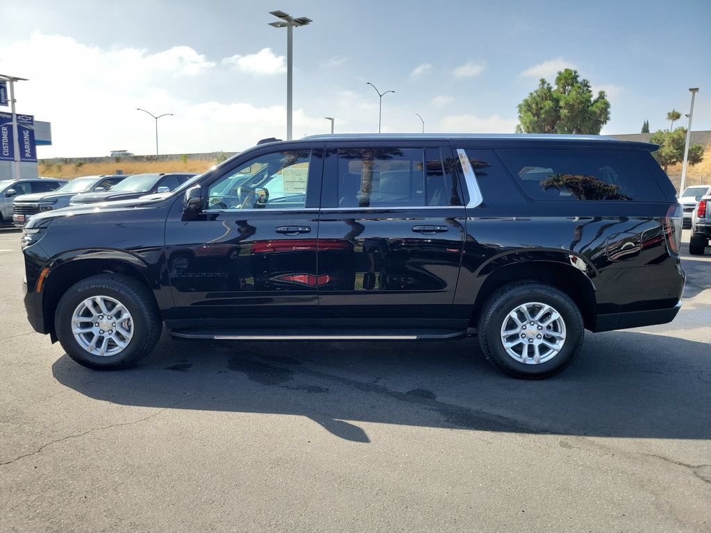 New 2026 Chevrolet Suburban LT w/ Comfort Package AWD/4WD image 29