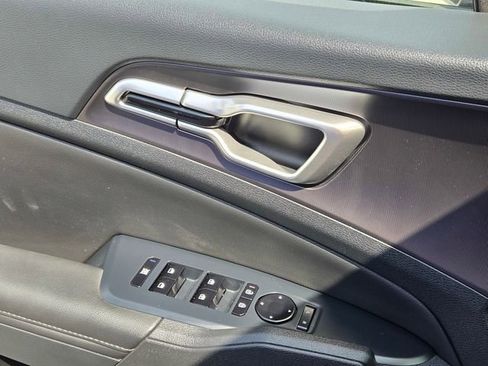 New 2026 Kia Sportage EX FWD image 15