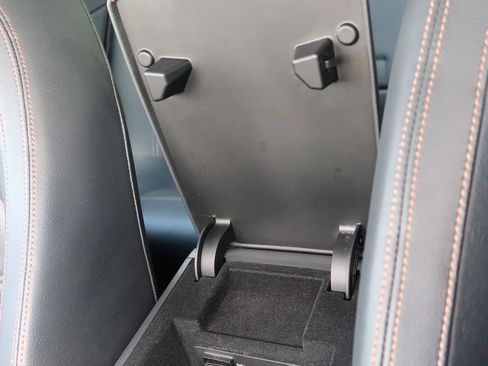 Used 2018 Jaguar XE Prestige image 27