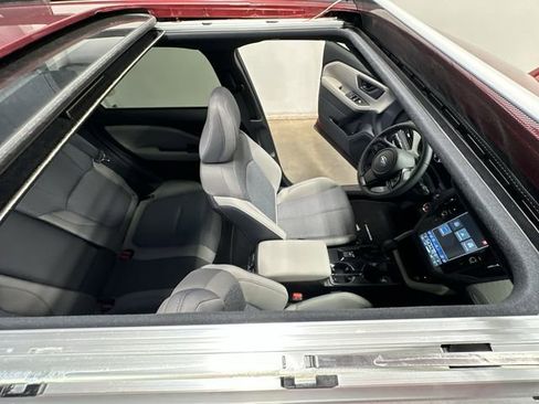 Used 2026 Subaru Forester Premium image 6