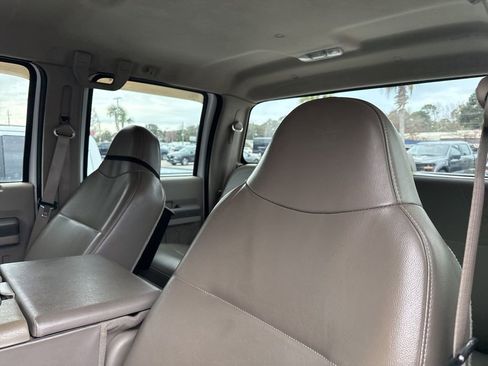 Used 2008 Ford F350 4x4 Crew Cab Super Duty image 3
