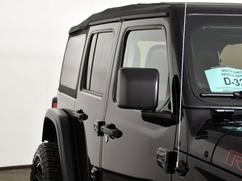 Used 2021 Jeep Wrangler Unlimited Rubicon AWD/4WD image 14