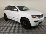 Used 2020 Jeep Grand Cherokee Altitude image 2