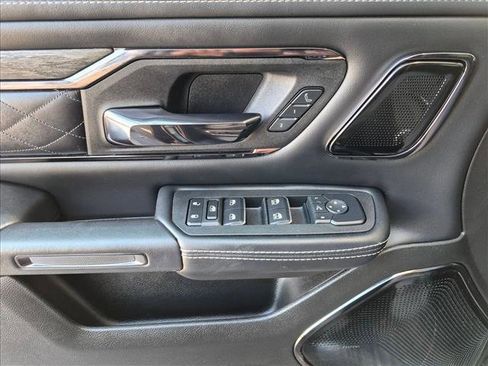 Used 2025 RAM 1500 Limited AWD/4WD image 15