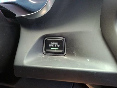 Used 2022 Chevrolet Camaro LT w/ Technology Package RWD image 33