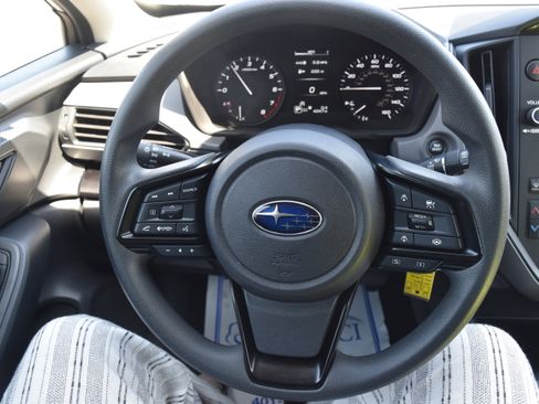 Used 2025 Subaru Crosstrek 2.0i AWD/4WD image 15
