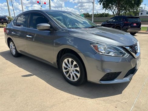 Used 2019 Nissan Sentra SV FWD image 12