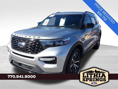 Certified 2023 Ford Explorer ST-Line w/ Class IV Trailer Tow Package image 3