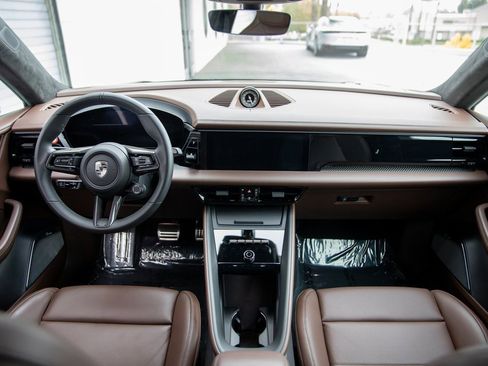 Certified 2025 Porsche Macan Turbo Electric image 22