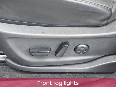 Used 2023 Nissan Ariya FWD image 14