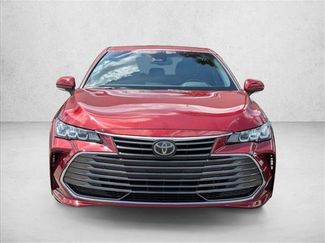 Used 2019 Toyota Avalon XLE FWD video 2