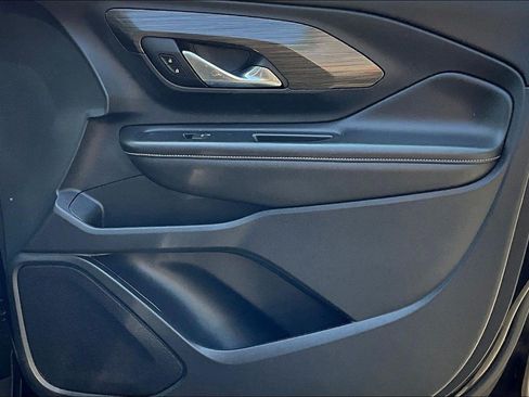 Used 2023 GMC Terrain SLE w/ Driver Convenience Package AWD/4WD image 20