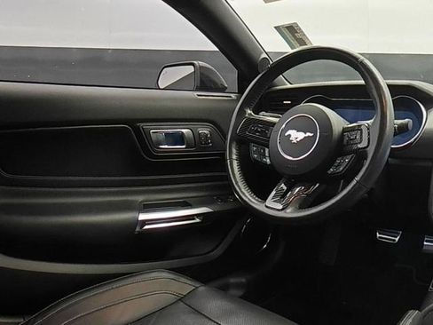 Used 2022 Ford Mustang GT Premium w/ Equipment Group 401A RWD image 18