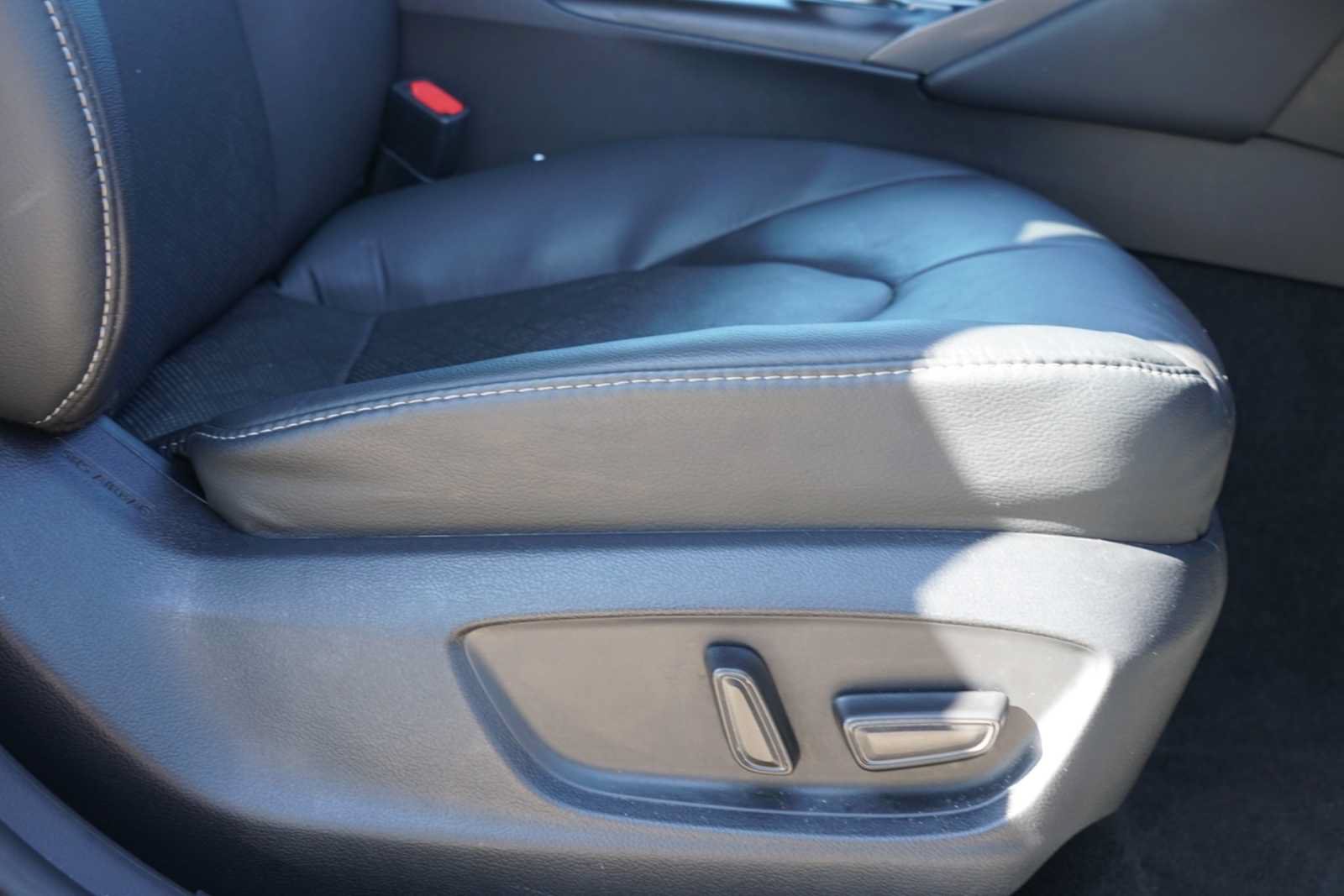 Used 2024 Toyota Camry XSE FWD image 23