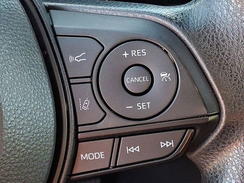 Used 2023 Toyota RAV4 XLE image 18