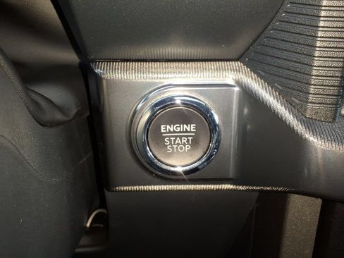 Used 2024 Ford F150 Lariat w/ Equipment Group 502A High AWD/4WD image 35