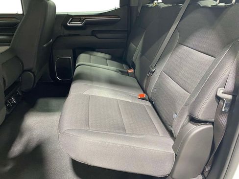 Used 2024 Chevrolet Silverado 1500 LT AWD/4WD image 11
