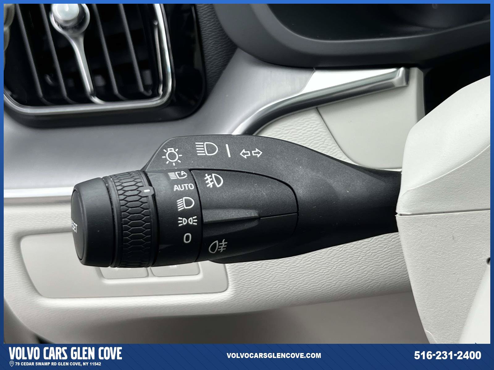 Used 2025 Volvo XC60 T8 Plus w/ Climate Package AWD/4WD image 24