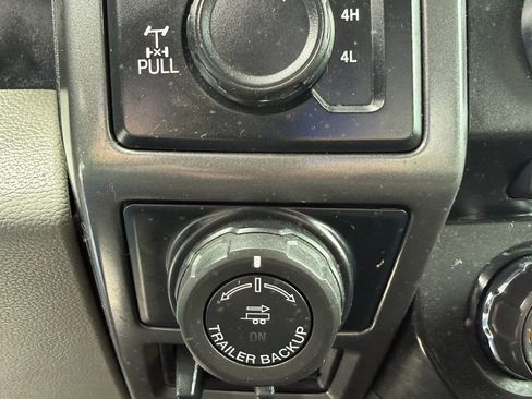 Used 2018 Ford F150 XLT w/ Equipment Group 302A Luxury AWD/4WD image 24