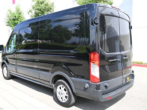 Used 2017 Ford Transit 250 148 Medium Roof RWD image 4