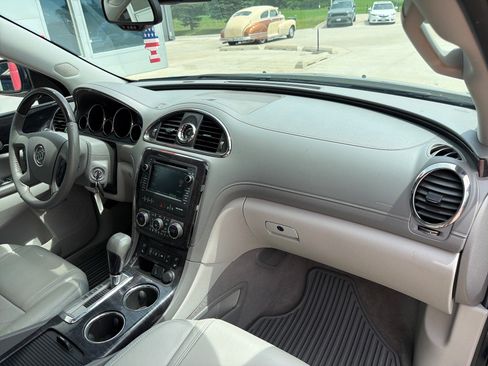 Used 2017 Buick Enclave Premium w/ Experience Buick Package AWD/4WD image 32