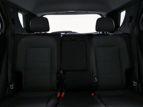 Used 2018 Chevrolet Equinox LT FWD image 20