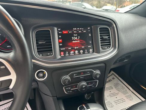 Used 2015 Dodge Charger SXT w/ AWD Plus Group image 13