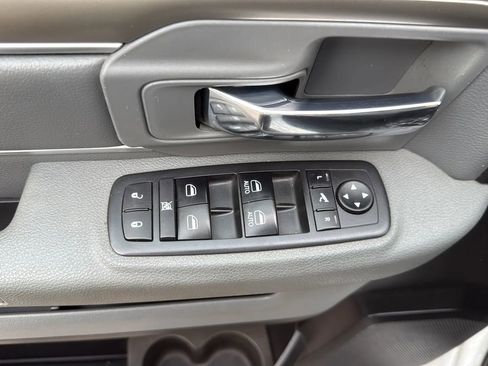 Used 2018 RAM 1500 Big Horn image 15